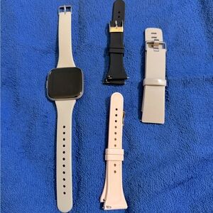Fit bit versa 2 bundle - watch, charger, replacement bands, screen protectors.